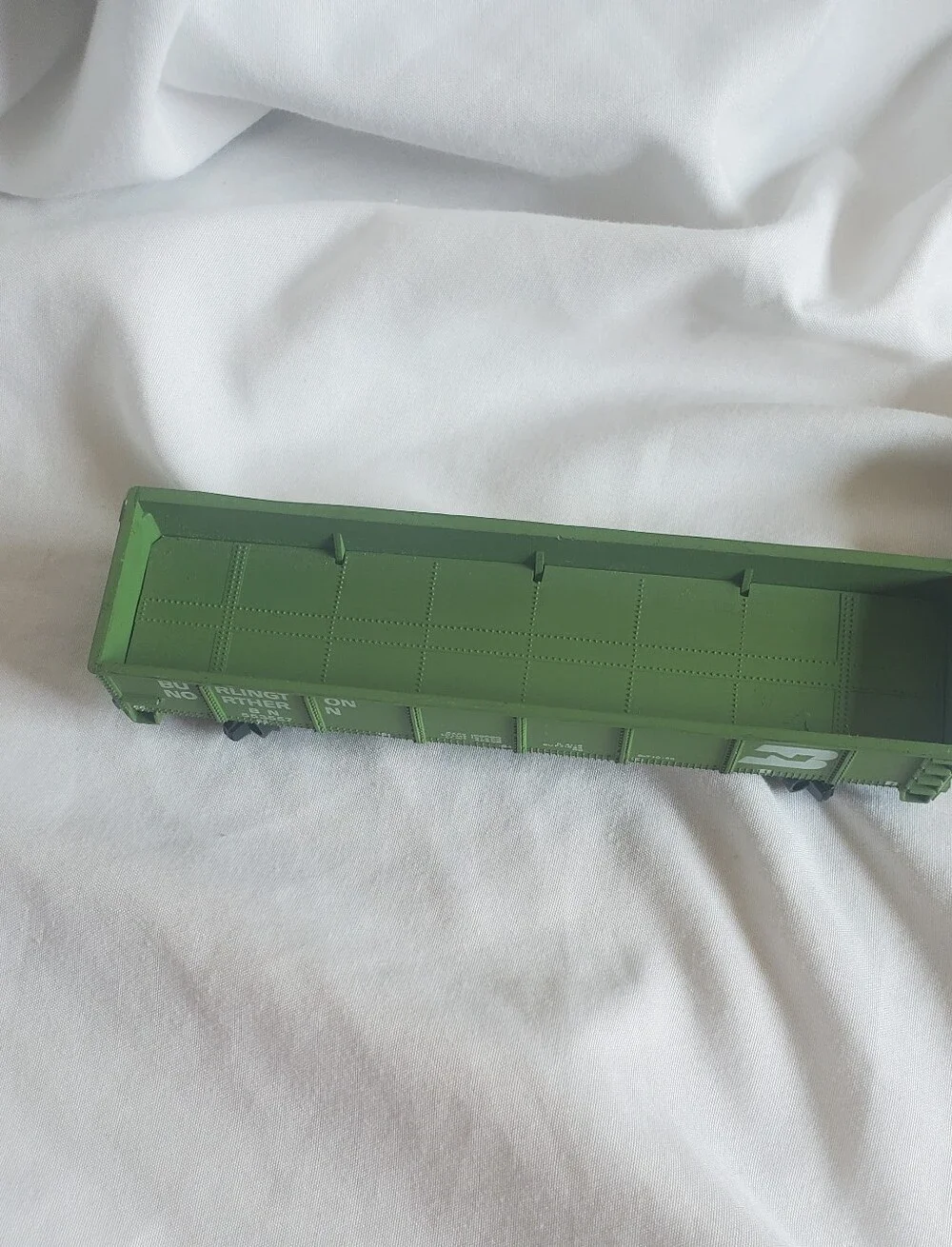 Bachmann Vtg HO Southern 1246 & Burlington Northern 553557 Train Gondola Cars